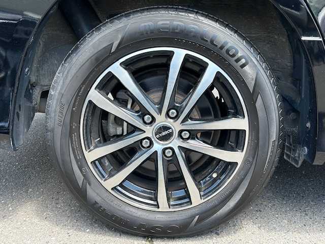 トヨタ ヴォクシー ZS 煌Z 青森県 2013(平25)年 10万km ブラック 純正HDDナビ（フルセグ/BlueTooth）/社外スタッドレスタイヤ積込/両側パワースライドドア/バックカメラ/スマートキー/キセノンヘッドライト/ハーフレザーシート/8人乗り/MTモード/保証書/取扱説明書/ナビ説明書