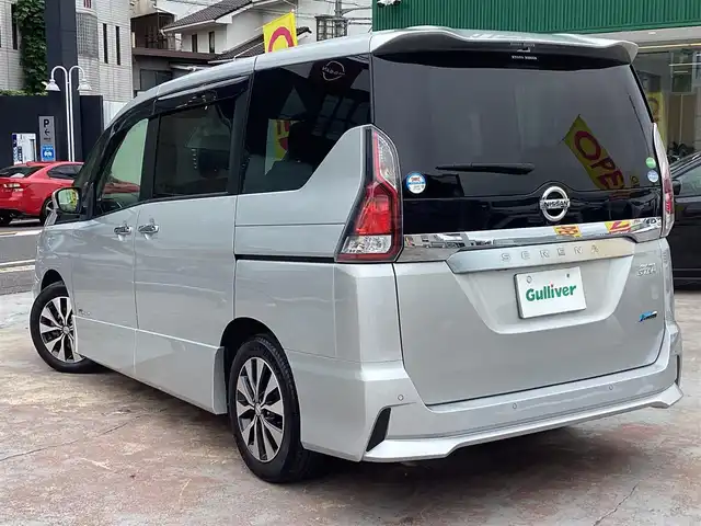 日産 セレナ ハイウェイスター 京都府 2016(平28)年 4.2万km ブリリアントシルバー ワンオーナー/禁煙/車検：令和7年12月14日/純正ナビ8インチ（MM516D-L)/フルセグTV/フリップダウンモニター/両側パワースライドドア/アラウンドビューモニター/BluetoothCD DVD/ETC/クルーズコントロール/LEDヘッドライト/フロントフォグライト/取扱説明書/新車保証書/スペアインテリジェントキー