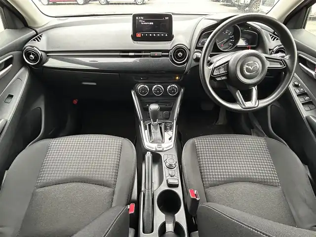 マツダ デミオ 13S 新潟県 2016(平28)年 6.3万km マシーングレープレミアムM 純正ナビ【フルセグTV/FM・AM/BT】/アイドリングストップ/衝突軽減/シートヒーター/ETC/オートライト/スマートキー/プッシュスタート/ステアリングスイッチ/サマータイヤ付き