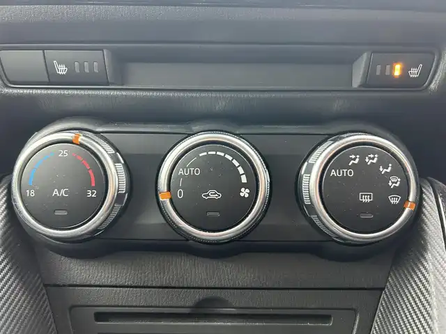 マツダ デミオ 13S 新潟県 2016(平28)年 6.3万km マシーングレープレミアムM 純正ナビ【フルセグTV/FM・AM/BT】/アイドリングストップ/衝突軽減/シートヒーター/ETC/オートライト/スマートキー/プッシュスタート/ステアリングスイッチ/サマータイヤ付き