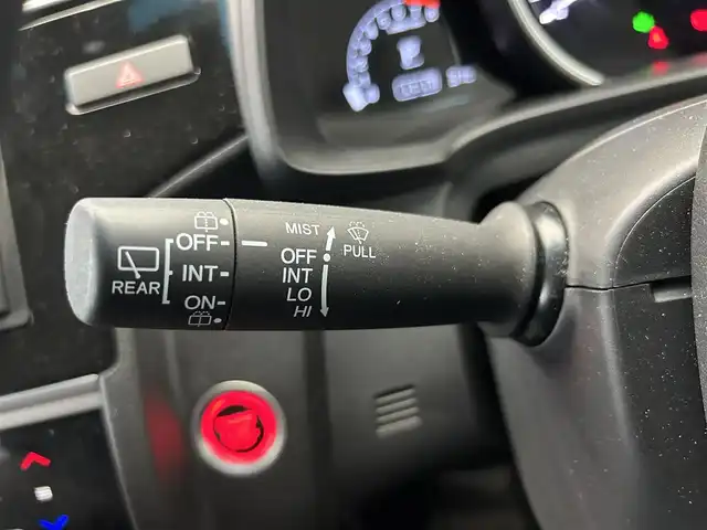 ホンダ フィット 13G L ホンダセンシング 鹿児島県 2018(平30)年 1.1万km プレミアムホワイトパールⅡ 社外オーディオ/Honda SENSING/　・衝突軽減ブレーキ/　・アダプティブクルーズコントロール/　・誤発進抑制機能/　・歩行者事故低減ステアリング/　・ＬＫＡＳ/　・先行車発進お知らせ機能/　・標識認識機能/電動格納ミラー/ＬＥＤヘッドライト/フォグライト/オートライト
