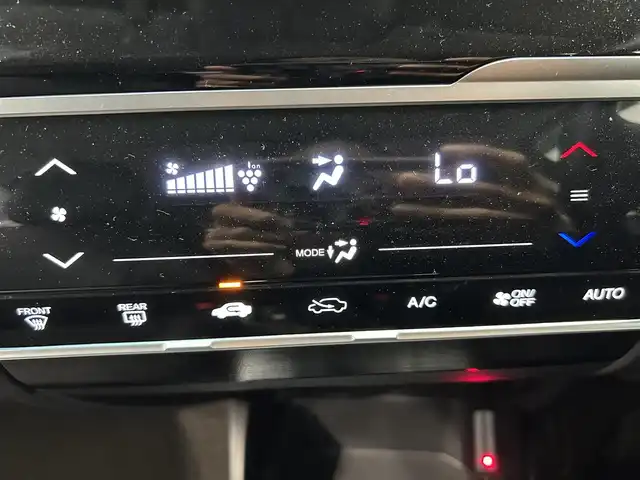 ホンダ フィット 13G L ホンダセンシング 鹿児島県 2018(平30)年 1.1万km プレミアムホワイトパールⅡ 社外オーディオ/Honda SENSING/　・衝突軽減ブレーキ/　・アダプティブクルーズコントロール/　・誤発進抑制機能/　・歩行者事故低減ステアリング/　・ＬＫＡＳ/　・先行車発進お知らせ機能/　・標識認識機能/電動格納ミラー/ＬＥＤヘッドライト/フォグライト/オートライト