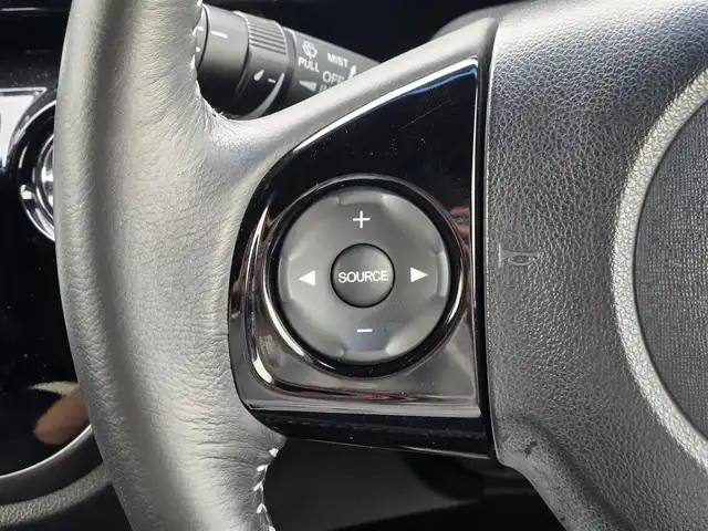 ホンダ Ｎ ＷＧＮ カスタム G SSパッケージ 鹿児島県 2018(平30)年 2.1万km プレミアムホワイトパールⅡ クルーズコントロール　/ビルトインＥＴＣ　/前後ドライブレコーダー　/純正ＳＤナビ（ＶＸＭ－１８４ＶＦｉ）　/Ｂｌｕｅｔｏｏｔｈオーディオ　/バックカメラ　/フルセグテレビ　/ハーフレザーシート　/ＬＥＤヘッドライト/純正アルミホイール(14インチ)/プッシュスタート/スマートキー/横滑り防止装置/エアバッグ(W+サイド)/カーテンエアバッグ