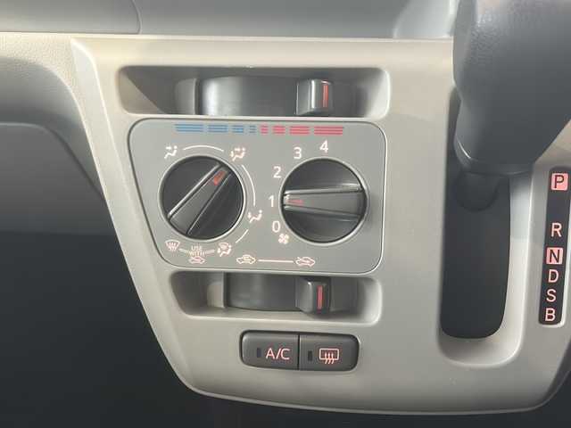 ダイハツ ミラ イース X リミテッド SAⅢ 長野県 2020(令2)年 2.7万km ファイアークォーツレッドM 4WD/社外メモリナビ（型番：CN-BR300B）/・SD/・CD/・BT/バックカメラ/クリアランスソナー/衝突被害軽減システム/コーナーセンサー（前後）/LEDヘッドライト/オートマチックハイビーム/アイドリングストップ/横滑り防止/ETC/純正フロアマット/サマータイヤ積み込み/保証書/取扱説明書