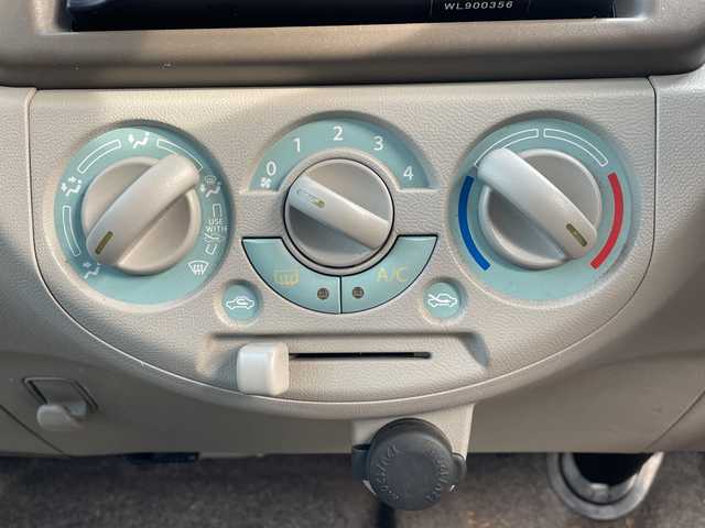 マツダ キャロル エコ L 神奈川県 2014(平26)年 8.6万km エアブルーメタリック 純正ＳＤナビ　（エクリプス　CA9TD)/ＣＤ　/ワンセグＴＶ　/スペアキー１本　/リモコンキー　　/ＡＢＳ　/純正フロアマット　/Ｗエアバッグ　/パワーステアリング　/パワーウィンドウ　/アイドリングストップ　/ＡＣ