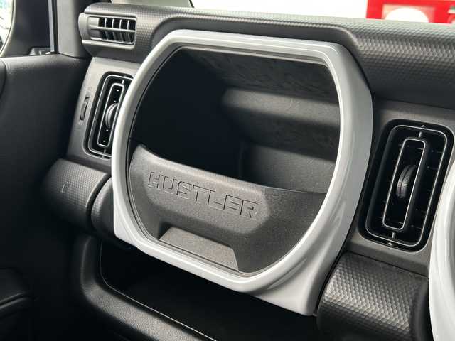 スズキ ハスラー HYBRID G 広島県 2023(令5)年 3.5万km クールカーキPM 禁煙車/デュアルカメラブレーキサポート/車線逸脱警報/レーンキープアシスト/リアコーナーセンサー/レーダークルーズコントロール/純正メモリナビ/(ワンセグ/CD/DVD/Bluetooth/USB/iPod)/バックカメラ/シートヒーター(D＋N)/オートライト/オートマチックハイビーム/ビルトインETC/アイドリングストップ/W+サイド+カーテンエアバック/純正フロアマット/ヘッドライトレベライザー/純正ドアバイザー/電格ミラー/スペアキー