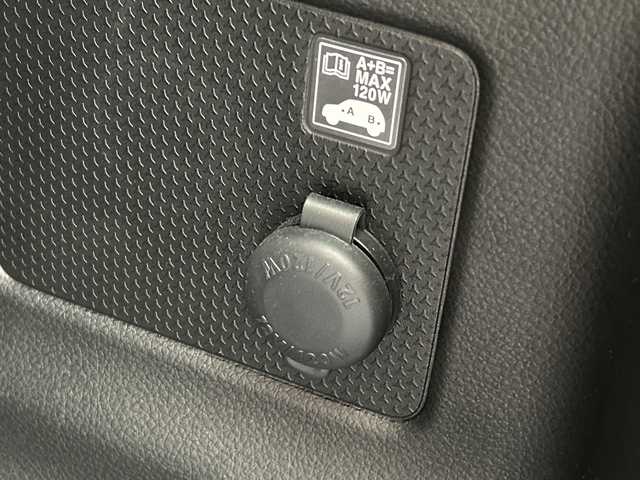 スズキ ハスラー HYBRID G 広島県 2023(令5)年 3.5万km クールカーキPM 禁煙車/デュアルカメラブレーキサポート/車線逸脱警報/レーンキープアシスト/リアコーナーセンサー/レーダークルーズコントロール/純正メモリナビ/(ワンセグ/CD/DVD/Bluetooth/USB/iPod)/バックカメラ/シートヒーター(D＋N)/オートライト/オートマチックハイビーム/ビルトインETC/アイドリングストップ/W+サイド+カーテンエアバック/純正フロアマット/ヘッドライトレベライザー/純正ドアバイザー/電格ミラー/スペアキー