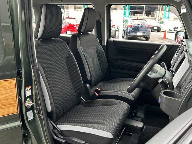 スズキ ハスラー HYBRID G 広島県 2023(令5)年 3.5万km クールカーキPM 禁煙車/デュアルカメラブレーキサポート/車線逸脱警報/レーンキープアシスト/リアコーナーセンサー/レーダークルーズコントロール/純正メモリナビ/(ワンセグ/CD/DVD/Bluetooth/USB/iPod)/バックカメラ/シートヒーター(D＋N)/オートライト/オートマチックハイビーム/ビルトインETC/アイドリングストップ/W+サイド+カーテンエアバック/純正フロアマット/ヘッドライトレベライザー/純正ドアバイザー/電格ミラー/スペアキー