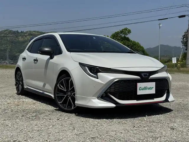 トヨタ カローラ スポーツ G Z 兵庫県 2020(令2)年 4.2万km ホワイトパールクリスタルシャイン TRDエアロ(F S RU)/TOM`Sリアルーフスポイラー/柿本改マフラー/前後ドラレコ/純正ナビ/バックカメラ/Bluetooth接続可/レーダークルーズコントロール/レーントレーシングアシスト/ETC/AUTOハイビーム