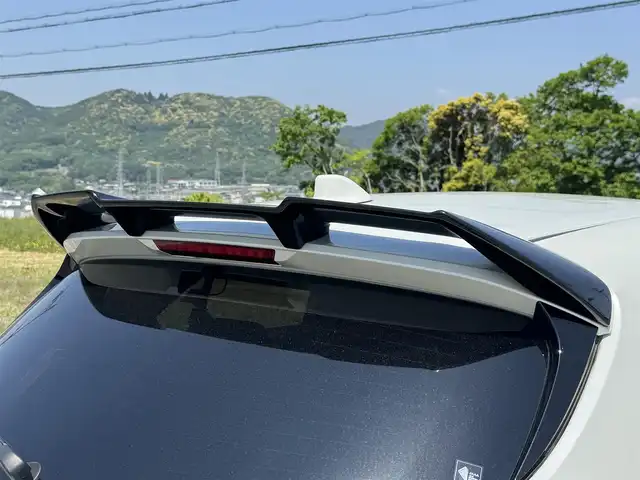 トヨタ カローラ スポーツ G Z 兵庫県 2020(令2)年 4.2万km ホワイトパールクリスタルシャイン TRDエアロ(F S RU)/TOM`Sリアルーフスポイラー/柿本改マフラー/前後ドラレコ/純正ナビ/バックカメラ/Bluetooth接続可/レーダークルーズコントロール/レーントレーシングアシスト/ETC/AUTOハイビーム