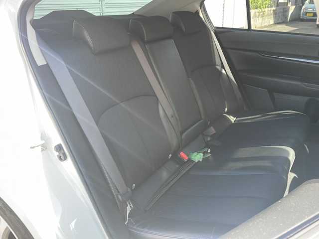 スバル レガシィ Ｂ４ 2．5i Sパッケージ 広島県 2009(平21)年 8.3万km サテンホワイトパール