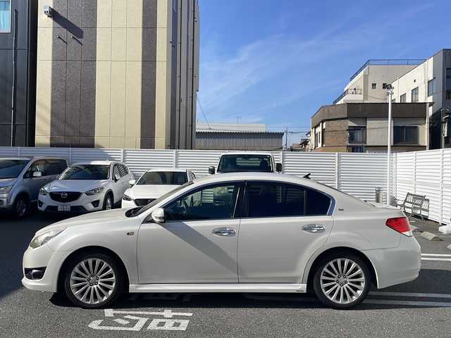 スバル レガシィ Ｂ４ 2．5i Sパッケージ 広島県 2009(平21)年 8.3万km サテンホワイトパール