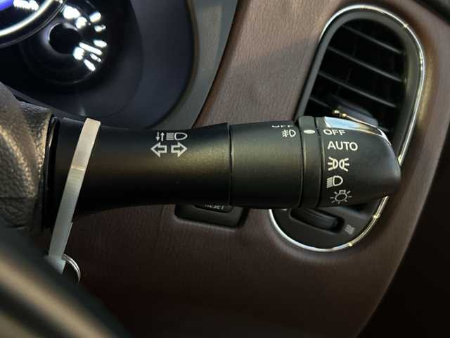 日産 スカイライン クロスオーバー 370GT FOUR Type P 岡山県 2011(平23)年 6.6万km クリスタルホワイトパール 純正HDDナビ　/（CD/BT/ワンセグ）/ＢＯＳＥサウンドシステム/アラウンドビューモニター　/前席パワーシート（運転席メモリー付）　/前席シートヒーター/ビルトインＥＴＣ/前後コーナーセンサー　/純正キセノンヘッドライト/フォグランプ/プッシュスタート　/ＵＳＢ接続　/スマートキー/ミュージックサーバー/ミュージックプレーヤー接続/純正フロアマット/純正アルミホイール