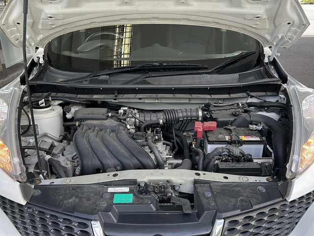 日産 ジューク 15RX タイプV 福島県 2012(平24)年 6.7万km ブリリアントホワイトパール ディーラー純正SDナビ/スマートキー/スペアキー/電格ミラー/オートライト/フォグランプ/ヘッドライトレベライザー/純正AW/純正フロアマット/ハロゲンライト/フォグランプ/PUSHスタート/保証書/取扱説明書