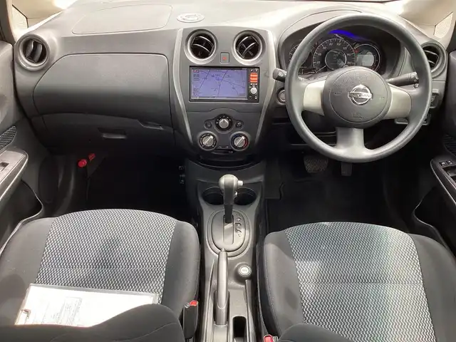日産 ノート X DIG－S 栃木県 2012(平24)年 7.8万km スーパーブラック  純正ナビ(MM112-W)/ バックカメラ/ アイドリングストップ/ ドアバイザー/ プッシュスタート/ ETC/ ドライブレコーダー/ 純正フロアマット/ ヘッドライトレベライザー