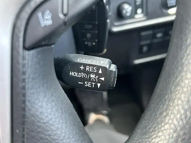 トヨタ ランドクルーザー プラド TX 香川県 2019(平31)年 16.4万km アティチュードブラックマイカ トヨタセーフティセンス/・プリクラッシュセーフティ/・レーンディパーチャーアラート/・ロードサインアシスト/・先行車発進告知機能/・レーダークルーズコントロール/・オートマチックハイビーム/サンルーフ/純正９型SDナビ/・Bluetooth/・HDMI接続/・フルセグTV/・CD/DVD/・USB入力端子/バックカメラ/ディーゼル/ルーフレール/４WD/ダウンヒルアシスト/LEDオートライト/純正17インチアルミ/ドライブレコーダー/ビルトインETC/プッシュスタート/スマートキー/純正フロアマット