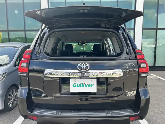 トヨタ ランドクルーザー プラド TX 香川県 2019(平31)年 16.4万km アティチュードブラックマイカ トヨタセーフティセンス/・プリクラッシュセーフティ/・レーンディパーチャーアラート/・ロードサインアシスト/・先行車発進告知機能/・レーダークルーズコントロール/・オートマチックハイビーム/サンルーフ/純正９型SDナビ/・Bluetooth/・HDMI接続/・フルセグTV/・CD/DVD/・USB入力端子/バックカメラ/ディーゼル/ルーフレール/４WD/ダウンヒルアシスト/LEDオートライト/純正17インチアルミ/ドライブレコーダー/ビルトインETC/プッシュスタート/スマートキー/純正フロアマット