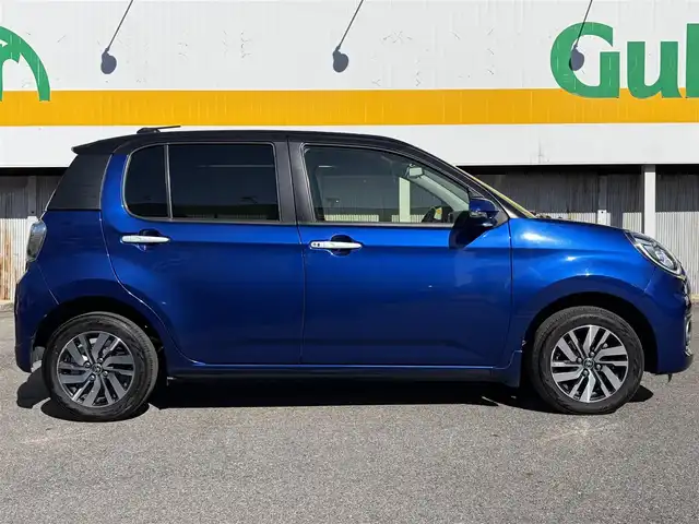 トヨタ パッソ モーダ　Gパッケージ 三重県 2018(平30)年 12.3万km ブラックマイカメタリック/ディープブルークリスタルマイカ ワンオーナー　/スマートアシストII/　・衝突警報機能(対車両・対歩行者)/　・衝突回避支援ブレーキ機能(対車両)/　・誤発進抑制制御機能/　・後方誤発進抑制制御機能/　・車線逸脱警報機能/　・先行者発進お知らせ機能/純正ナビ/　・Bluetooth/　・DTV/　・DVD/CD再生/　・録音/黒ルーフ/スマートキー/プッシュスタート/LEDヘッドライト/LEDフォグライト/オートライト/オートリトラクタブルミラー/ウィンカーミラー/ビルトインETC/革巻きステアリング/ステアリングスイッチ/アイドリングストップ/プライバシーガラス/フロアマット/横滑り防止機能/サイド/カーテンエアバック