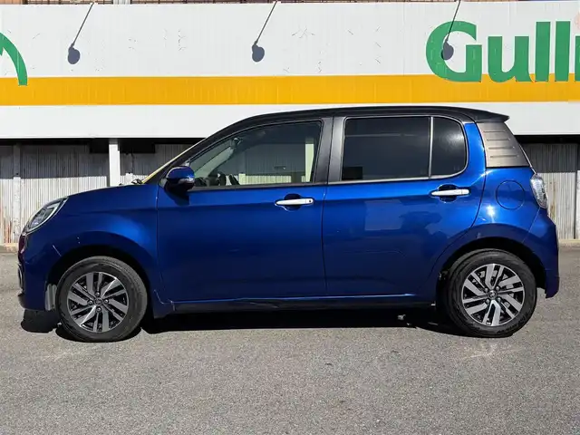 トヨタ パッソ モーダ　Gパッケージ 三重県 2018(平30)年 12.3万km ブラックマイカメタリック/ディープブルークリスタルマイカ ワンオーナー　/スマートアシストII/　・衝突警報機能(対車両・対歩行者)/　・衝突回避支援ブレーキ機能(対車両)/　・誤発進抑制制御機能/　・後方誤発進抑制制御機能/　・車線逸脱警報機能/　・先行者発進お知らせ機能/純正ナビ/　・Bluetooth/　・DTV/　・DVD/CD再生/　・録音/黒ルーフ/スマートキー/プッシュスタート/LEDヘッドライト/LEDフォグライト/オートライト/オートリトラクタブルミラー/ウィンカーミラー/ビルトインETC/革巻きステアリング/ステアリングスイッチ/アイドリングストップ/プライバシーガラス/フロアマット/横滑り防止機能/サイド/カーテンエアバック