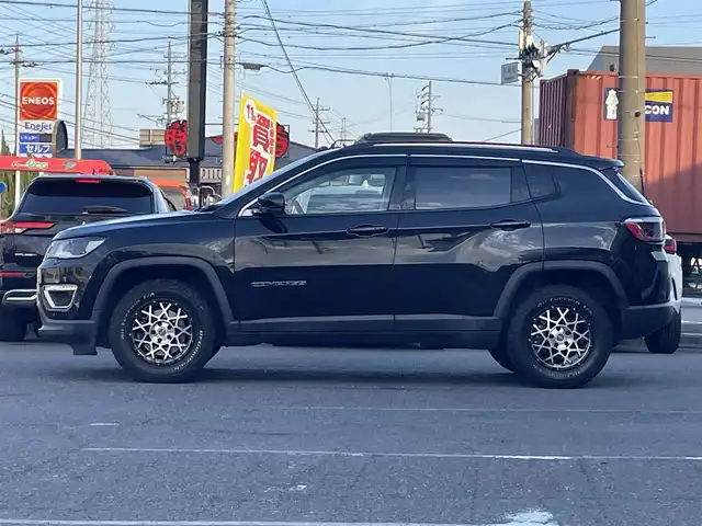 クライスラー・ジープ ジープ コンパス リミテッド 愛知県 2021(令3)年 3.7万km 黒 /禁煙//メーカーナビ//BT/USB/AUX/フルセグ//バックカメラ//黒革シート//前席パワーシート//前席シートヒーター//ALPINEサウンドシステム//BRUT16インチAW//ホワイトレタータイヤ//パワーバックドア//前後ドライブレコーダー//ETC2.0//ACC/BSM//自動緊急ブレーキ//レーンセンス//側面距離警告//電子制御パーキングブレーキ//MTモード付AT//LEDオートライト//フロントフォグ/リアフォグ//照明付きバニティミラー//自動防眩ルームミラー//純正フロアマット//純正ドアバイザー//スペアスマートキー//スペアタイヤ//新車時保証書//取扱説明書