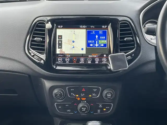 クライスラー・ジープ ジープ コンパス リミテッド 愛知県 2021(令3)年 3.7万km 黒 /禁煙//メーカーナビ//BT/USB/AUX/フルセグ//バックカメラ//黒革シート//前席パワーシート//前席シートヒーター//ALPINEサウンドシステム//BRUT16インチAW//ホワイトレタータイヤ//パワーバックドア//前後ドライブレコーダー//ETC2.0//ACC/BSM//自動緊急ブレーキ//レーンセンス//側面距離警告//電子制御パーキングブレーキ//MTモード付AT//LEDオートライト//フロントフォグ/リアフォグ//照明付きバニティミラー//自動防眩ルームミラー//純正フロアマット//純正ドアバイザー//スペアスマートキー//スペアタイヤ//新車時保証書//取扱説明書