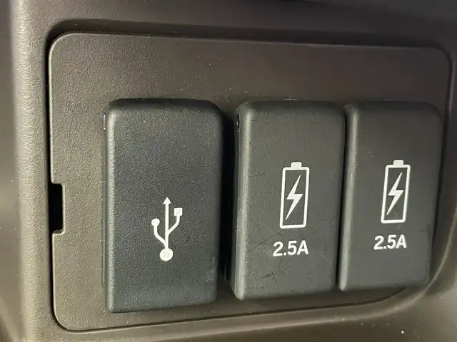 ホンダ Ｎ ＢＯＸ L 岩手県 2022(令4)年 1.2万km プレミアムアイボリーパールⅡ ４WD/両側パワースライドドア/コーディネートスタイル/ホンダセンシング/衝突軽減ブレーキ/誤発進抑制機能/路外逸脱抑制機能/渋滞追従機能付きアダプティブクルーズコントロール/車線維持支援機能/オートハイビーム/先行車発信お知らせ機能/標識認識機能/オートブレーキホールド機能/横滑り防止装置/アイドリングストップ/パーキングセンサー/アレルクリーンプラスシート/前席シートヒーター/ロールサンシェード/シートバックテーブル/純正8インチナビ/フルセグTV/バックカメラ/ドライブレコーダー/フルLEDヘッドライト/14インチスチールホイール　純正センターキャップ付き