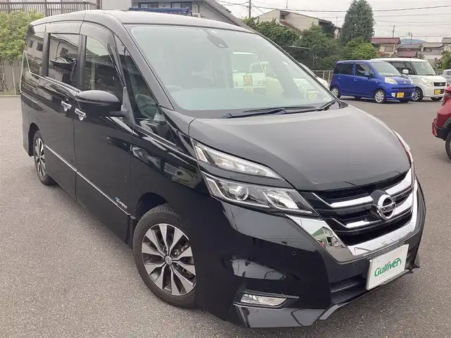 日産 セレナ ハイウェイスターVセレクションⅡ 岡山県 2017(平29)年 8.6万km ダイヤモンドブラック 社外９インチメモFリーナビ/フルセグ/バックカメラ/全方位カメラ/後席フリップダウンモニター/ビルトインETC/プロパイロット/R両側パワースライド/前後ドラレコ/革調シートカバー