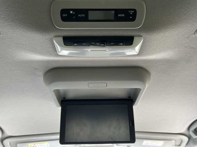 日産 セレナ e－パワー ハイウェイスター V 岐阜県 2020(令2)年 3.4万km ブリリアントホワイトパール 登録時走行距離33524km/純正ナビ/Bluetooth/フルセグTV/プロパイロット/両側パワースライドドア/フリップダウンモニター/アラウンドビューモニター/バックカメラ/禁煙車/コーナーセンサー/BSM/BSW/BSI/LDW/LDP/エマージェンシーブレーキ/デジタルインナーミラー/電動パーキングブレーキ/3列シート/LEDヘッドライト/フォグランプ/オートライト/レーダークルーズコントロール/前後ドライブレコーダー/純正16インチAW/ウインカーミラー/ワンオーナー/ビルトインETC/プッシュスタート/ステアリングスイッチ/純正フロアマット/純正ドアバイザー/スマートキースペア/保証書/取扱説明書