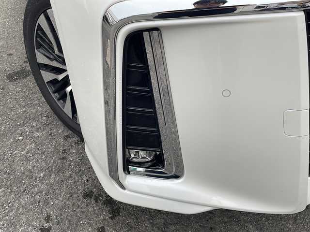 トヨタ アルファード S Cパッケージ 宮崎県 2019(令1)年 3.2万km ホワイトパールクリスタルシャイン SDナビ Bluetooth バックカメラ フルセグTV 両側パワースライドドア 後席用モニター ハンドルヒーター ETC 前席シートヒーター 全席パワーシート 前後コーナーセンサー CDチェンジャー ムーンレール 後ろ窓全てカーテン付き 純正アルミホイール 純正フロアマット LEDライト オートライト オートハイビーム 衝突軽減システム パワーウィンドウ パワーステアリング