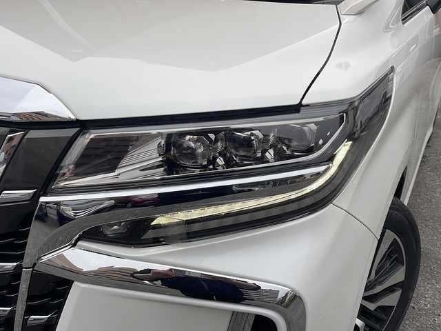 トヨタ アルファード S Cパッケージ 宮崎県 2019(令1)年 3.2万km ホワイトパールクリスタルシャイン SDナビ Bluetooth バックカメラ フルセグTV 両側パワースライドドア 後席用モニター ハンドルヒーター ETC 前席シートヒーター 全席パワーシート 前後コーナーセンサー CDチェンジャー ムーンレール 後ろ窓全てカーテン付き 純正アルミホイール 純正フロアマット LEDライト オートライト オートハイビーム 衝突軽減システム パワーウィンドウ パワーステアリング