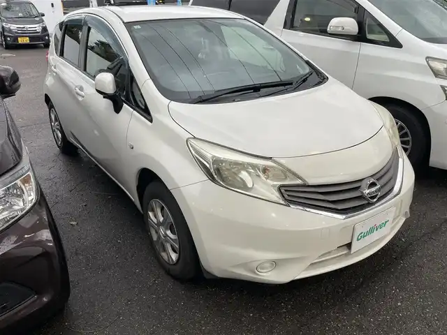 日産 ノート X DIG－S 新潟県 2013(平25)年 16.9万km ブリリアントホワイトパール ワンオーナー/純正ホイール装着/ドアバイザー/プッシュスタート/ETC/純正フロアマット/ECOモード/電動格納ドアミラー/レベライザー