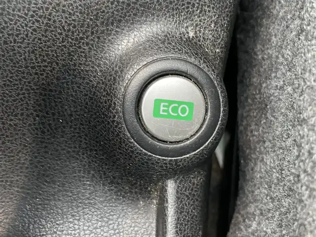 日産 ノート X DIG－S 新潟県 2013(平25)年 16.9万km ブリリアントホワイトパール ワンオーナー/純正ホイール装着/ドアバイザー/プッシュスタート/ETC/純正フロアマット/ECOモード/電動格納ドアミラー/レベライザー