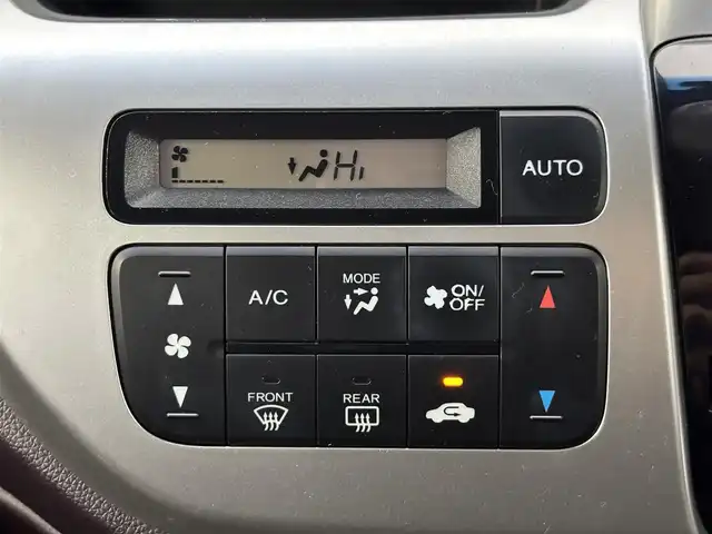 ホンダ Ｎ ＷＧＮ カスタム G 滋賀県 2015(平27)年 6.2万km プレミアムゴールドパープルパール 純正インターナビ/・AM/FM/・CD/DVD/・SD/USB/・Bluetooth/・ワンセグTV/バックカメラ/ステアリングスイッチ/革巻きステアリング/クルーズコントロール/シティブレーキアクティブシステム/ETC/前方ドライブレコーダー/オートマチックヘッドライト/HIDヘッドライト/フォグランプ/電動格納ミラー