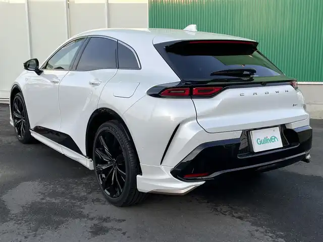 トヨタ クラウン スポーツ Z 岡山県 2025(令7)年 0.1万km未満 プレシャスホワイトパール 純正12.3インチHDディスプレイ/フルセグTV、AM、FM、/Apple Carplay、Android Auto/パノラマルーフ/ビルトインETC2.0/モデリスタフルエアロ/デジタルインナーミラー/メモリーシート/ドライブレコーダー/置くだけ充電/アクセサリーコンセント/茶革シート/前席シートヒーター/前席シートベンチレーション/ハンズフリーパワーバックドア/パノラミックビューモニター/パーキングサポートブレーキ/トヨタチームメイト/・アドバンスドパーク/・アドバンスドドライブ/トヨタセーフティセンス/・プリクラッシュセーフティ/・緊急時操舵支援/・フロントクロストラフィックアラート/・レーンチェンジアシスト/・レーントレーシングアシスト/・レーダークルーズコントロール/・アダブティブハイビームシステム/・ロードサインアシスト/・ドライバー異常時対応システム/・プロアクティブドライビングシステム/・発進遅れ告知機能/ブラインドスポットモニター/AC100V