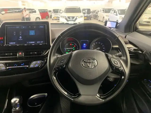 トヨタ ｃ ｈｒ G 純正ナビ フルセグtv Bカメラ Bluetooth 17年式 平成29年式 ホワイトパールクリスタルシャイン Id 中古車検索のガリバー