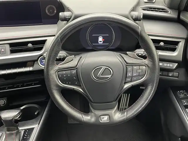 レクサス ＵＸ 250h Fスポーツ 兵庫県 2018(平30)年 5.8万km グラファイトブラックガラスフレーク 純正メモリナビ/フルセグ CD DVD BT MSV/パノラミックビューモニター/クリアランスソナー/レーダークルーズコントロール/プリクラッシュセーフティー/LDA/BSM/ASC/サンルーフ/パワーバックドア/ドライブレコーダー/ビルトインETC2.0/三眼LEDヘッドライト/オートライト/オートハイビーム/レザーシート/シートヒーター/パワーシート/ステアリングヒーター/純正フロアマット/純正18インチアルミホイール/取扱い説明書/新車時保証書