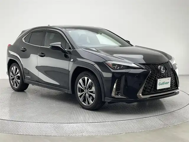 レクサス ＵＸ 250h Fスポーツ 兵庫県 2018(平30)年 5.8万km グラファイトブラックガラスフレーク 純正メモリナビ/フルセグ CD DVD BT MSV/パノラミックビューモニター/クリアランスソナー/レーダークルーズコントロール/プリクラッシュセーフティー/LDA/BSM/ASC/サンルーフ/パワーバックドア/ドライブレコーダー/ビルトインETC2.0/三眼LEDヘッドライト/オートライト/オートハイビーム/レザーシート/シートヒーター/パワーシート/ステアリングヒーター/純正フロアマット/純正18インチアルミホイール/取扱い説明書/新車時保証書