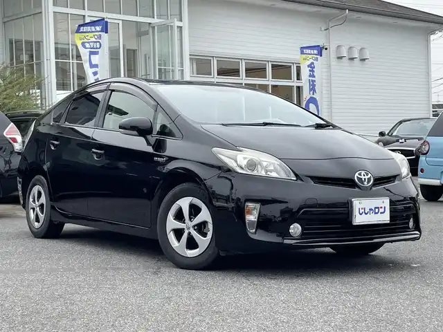 トヨタ プリウス S 愛知県 2014(平26)年 13.9万km ブラック (株)IDOMが運営する【じしゃロン名古屋鳴海店】の自社ローン専用車両になりますこちらは現金またはオートローンご利用時の価格です。自社ローンご希望の方は別途その旨お申付け下さい/純正SDナビ/フルセグTV/バックカメラ/ETC/バイキセノン