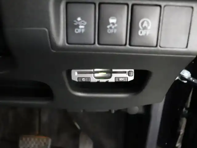 スバル ステラ カスタム R スマートアシスト 静岡県 2017(平29)年 5.6万km ナイトシャドーパープルクリスタルM ワンオーナー/純正オーディオ/CD・FM・AM・USB/衝突軽減ブレーキ/LKA/オートライト/ETC/スペアキー/取扱説明書/保証書