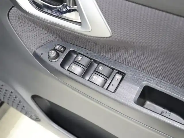 スバル ステラ カスタム R スマートアシスト 静岡県 2017(平29)年 5.6万km ナイトシャドーパープルクリスタルM ワンオーナー/純正オーディオ/CD・FM・AM・USB/衝突軽減ブレーキ/LKA/オートライト/ETC/スペアキー/取扱説明書/保証書