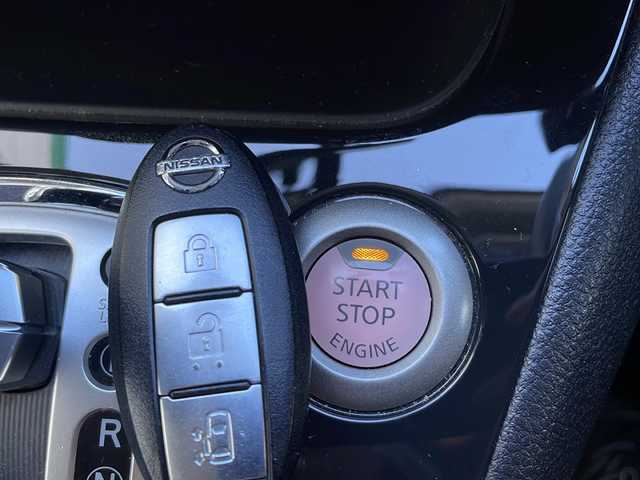 日産 セレナ ハイウェイスター Sハイブリッド 宮城県 2012(平24)年 7.9万km クリスタルホワイトパール フリップダウンモニター/純正SDナビ　【MC312D-W】/・Bluetooth接続/・フルセグTV/・DVD再生機能有/・AM/FM/バックカメラ/ETC/前後ドライブレコーダー/アイドリングストップ/横滑り防止装置/純正フロアマット/スマートキー/プッシュスタート/片側パワースライドドア/純正16インチアルミホイール/ドアバイザー/ウィンカーミラー