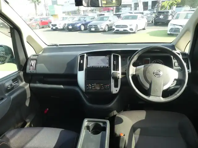 日産 セレナ ハイウェイスター 千葉県 2010(平22)年 17.5万km ホワイトパール 両側パワースライドドア/純正HDDナビ/地デジTV/【CD再生機能　Bluetooth接続】/バックカメラ/ETC/HID/フォグライト/ウインカーミラー/純正16インチアルミホイル/インテリジェントキー