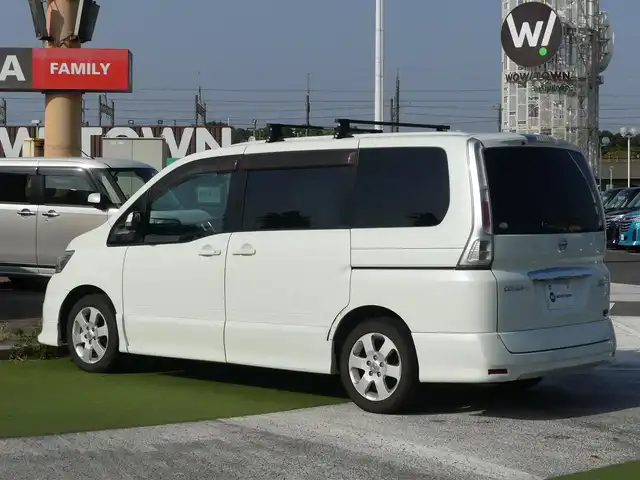 日産 セレナ ハイウェイスター 千葉県 2010(平22)年 17.5万km ホワイトパール 両側パワースライドドア/純正HDDナビ/地デジTV/【CD再生機能　Bluetooth接続】/バックカメラ/ETC/HID/フォグライト/ウインカーミラー/純正16インチアルミホイル/インテリジェントキー