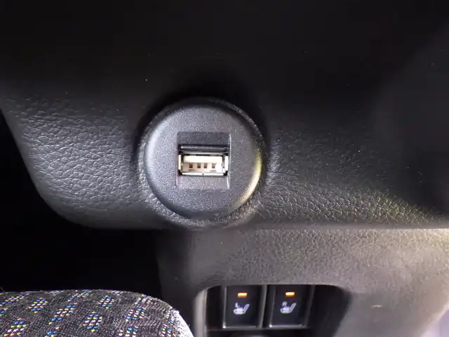 スズキ ハスラー HYBRID G 千葉県 2020(令2)年 1.3万km フェニックスレッドパール/ガンメタリック2トーンルーフ デュアルカメラブレーキサポート/アイドリングストップ/純正メモリーナビ/地デジTV/【DVD/CD再生機能　Bluetooth接続】/【Apple CarPlay　Android Auto対応】/全方位モニター/前席シートヒーター/ETC/リアコーナーセンサー/純正15インチアルミホイル/サイド/カーテンエアバッグ/携帯リモコン