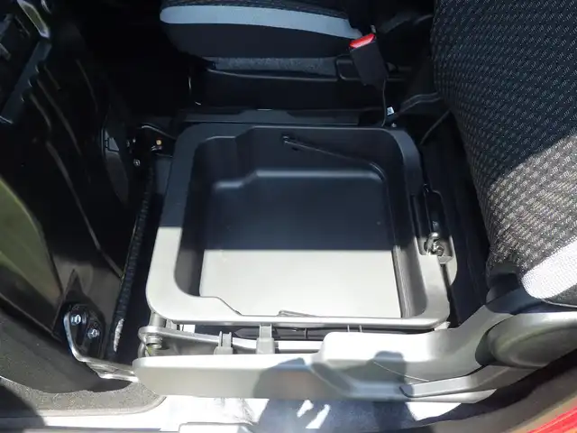 スズキ ハスラー HYBRID G 千葉県 2020(令2)年 1.3万km フェニックスレッドパール/ガンメタリック2トーンルーフ デュアルカメラブレーキサポート/アイドリングストップ/純正メモリーナビ/地デジTV/【DVD/CD再生機能　Bluetooth接続】/【Apple CarPlay　Android Auto対応】/全方位モニター/前席シートヒーター/ETC/リアコーナーセンサー/純正15インチアルミホイル/サイド/カーテンエアバッグ/携帯リモコン