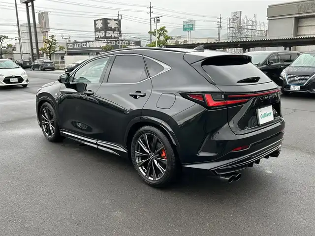 レクサス ＮＸ 350h Fスポーツ 岡山県 2023(令5)年 1.2万km グラファイトブラックガラスフレーク サンルーフ　/純正ナビ　/アラウンドビューモニター　/バックカメラ　/シートヒーター　/エアシート　/衝突軽減ブレーキ/レーダークルーズコントロール　/ブレーキホールド　/ワイヤレス充電　/ドライブレコーダー/２０インチ純正ＡＷ　/ＥＴＣ2.0