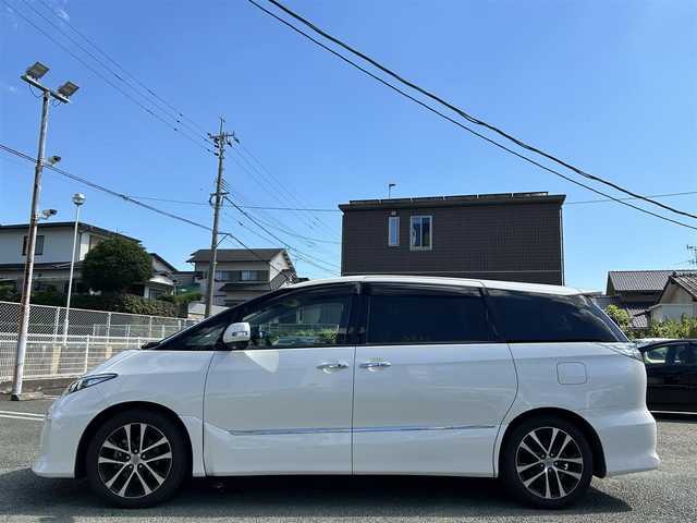 トヨタ エスティマ アエラス プレミアムエディション 熊本県 2013(平25)年 4.5万km ホワイトパールクリスタルシャイン ワンオーナー/プッシュスタート/純正ナビ/（CD・DVD・フルセグTV・BTオーディオ・SD）/バックカメラ/ETC/純正18インチAW/両側パワースライドドア/クルーズコントロール/ハーフレザーシート/右前席パワーシート/HIDヘッドライト/オートライト/フォグライト/前後コーナーセンサー/ウィンカーミラー/純正フロアマット/純正ドアバイザー/新車保証書/取扱説明書/スマートスペアキー×1本