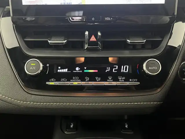 トヨタ カローラツーリング ハイブリッド ダブルバイビー 大阪府 2023(令5)年 2万km マッシブグレー 純正10.5インチディスプレイオーディオ/フルセグTV、Bluetooth、バックカメラ/プリクラッシュセーフティ/コーナーセンサー/レーンキープアシスト/レーダークルーズコントロール/レザーシート/シートヒーター/ルーフレール/プッシュスタート/スマートキー/スペアキー1本/LEDライト/オートライト/オートハイビーム/ETC2.0