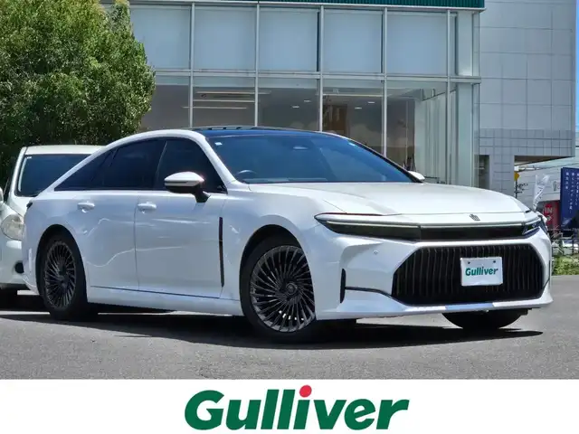 トヨタ クラウン Z 鹿児島県 2023(令5)年 4.6万km プレシャスホワイトパール レーダークルーズコントロール　/デジタルインナーミラー　/ブラックパッケージ(OP装備)/パノラマルーフ(OP装備)　/パノラミックビューモニター　/パワーバックドア　/パーキングアシスト　/全席シートヒーター／エアシート　/ステアリングヒーター/肩口パワーシート/純正前後ドライブレコーダー/ビルトインETC2.0/Bluetoothオーディオ/純正アルミホイール(20インチ)/プッシュスタート/スマートキー