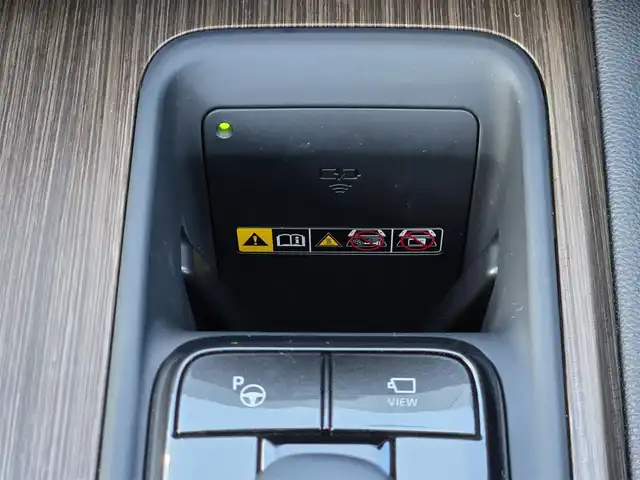 トヨタ クラウン Z 鹿児島県 2023(令5)年 4.6万km プレシャスホワイトパール レーダークルーズコントロール　/デジタルインナーミラー　/ブラックパッケージ(OP装備)/パノラマルーフ(OP装備)　/パノラミックビューモニター　/パワーバックドア　/パーキングアシスト　/全席シートヒーター／エアシート　/ステアリングヒーター/肩口パワーシート/純正前後ドライブレコーダー/ビルトインETC2.0/Bluetoothオーディオ/純正アルミホイール(20インチ)/プッシュスタート/スマートキー